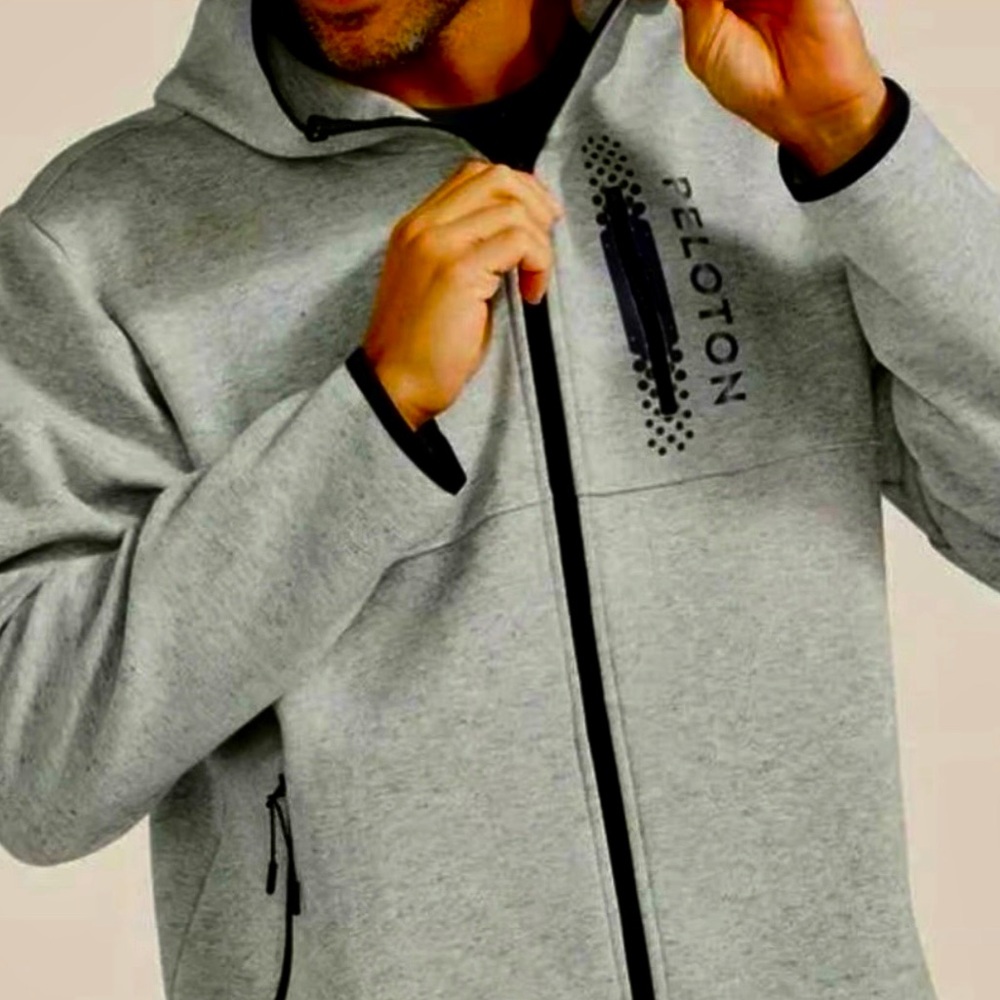 Peleton On The Go Full Zip Hoodie Large NWT